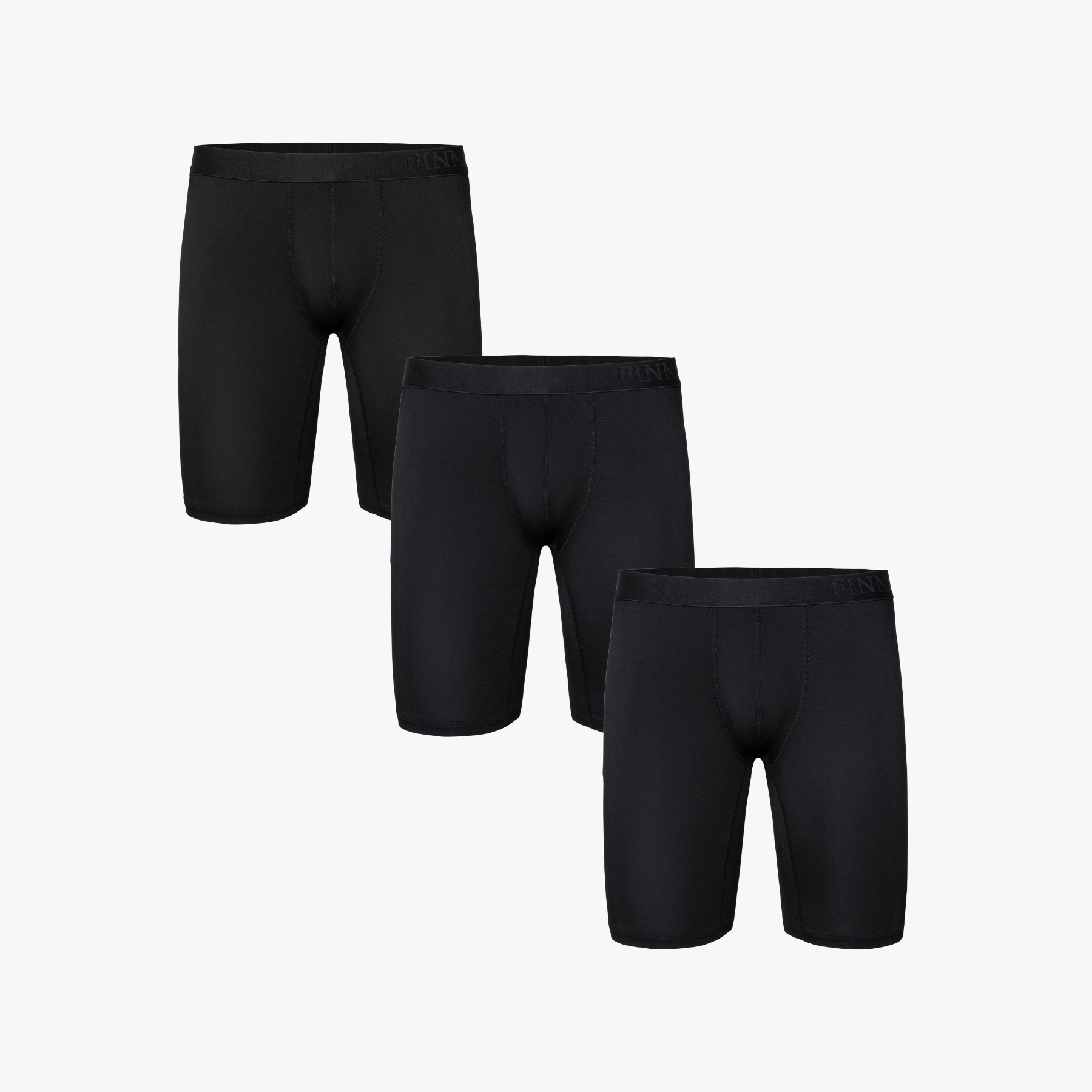 Lange Boxershorts schwarz aus Modal. Mit verlängertem Bein gegen Verrutschen.
#farbe_schwarz